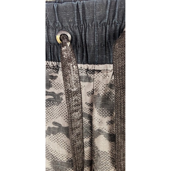 Ecko Unltd Shorts Mens XL Gray Camo Cargo Logo Casual Hip Hop Street Skater Y2K - Picture 3 of 7